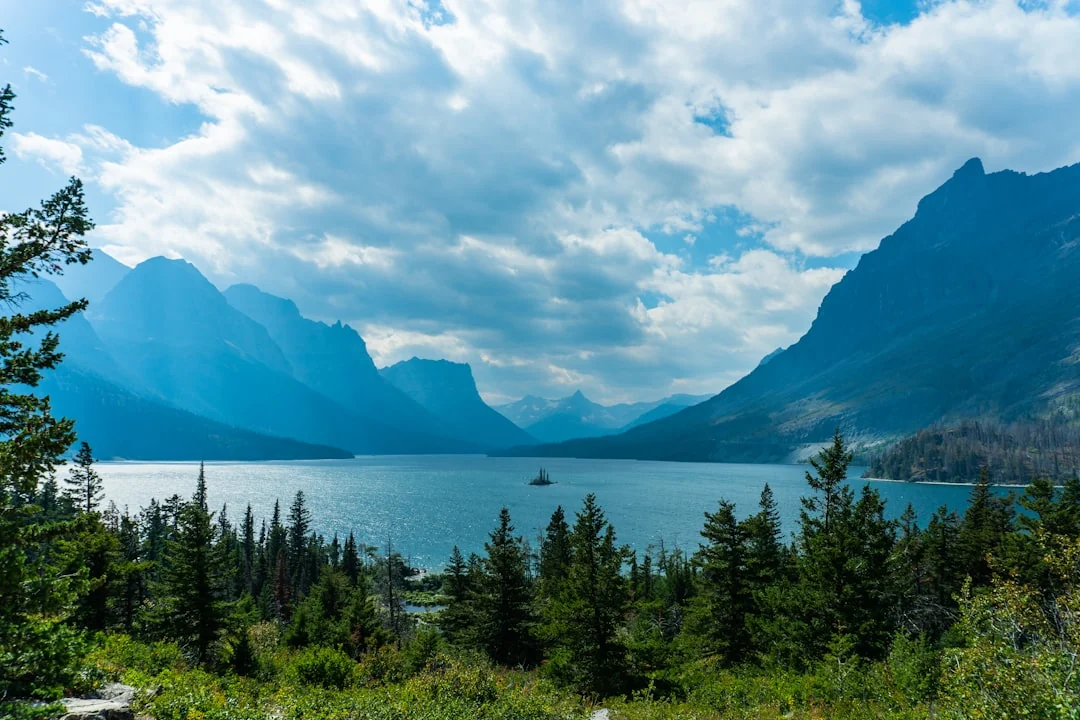 Lake and mountains in Glacier National Park, Montana Lake and mountains in Glacier National Park, Montana