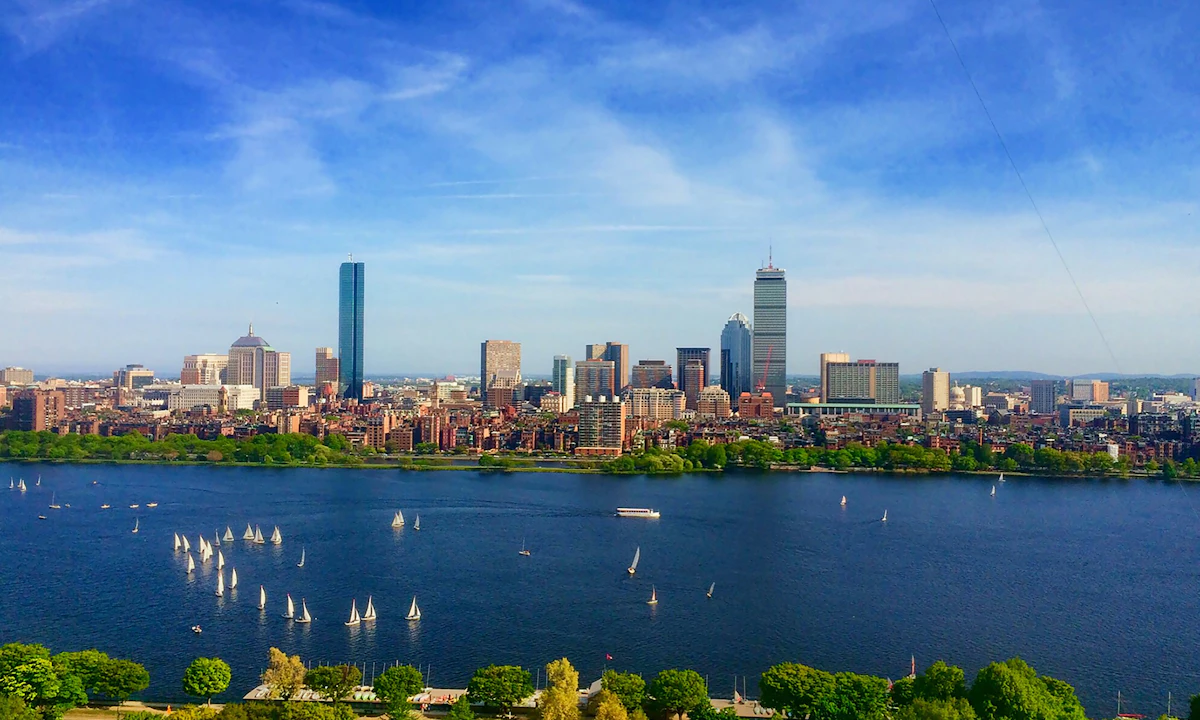 Massachusetts car shipping location and route planning