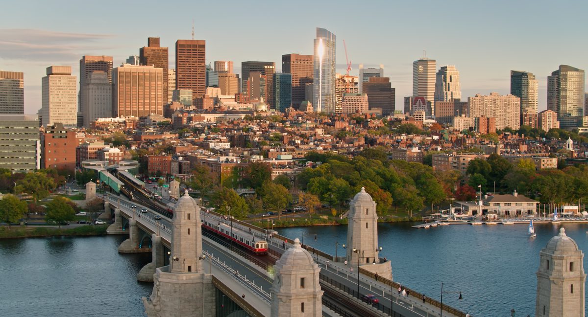 Car shipping pickup in Massachusetts Car shipping pickup in Massachusetts